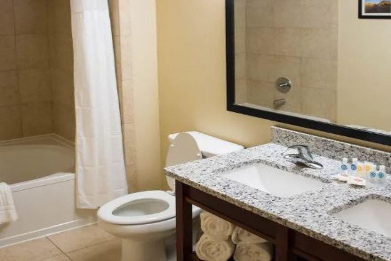 Comfort Suites El Paso Airport Buitenkant foto