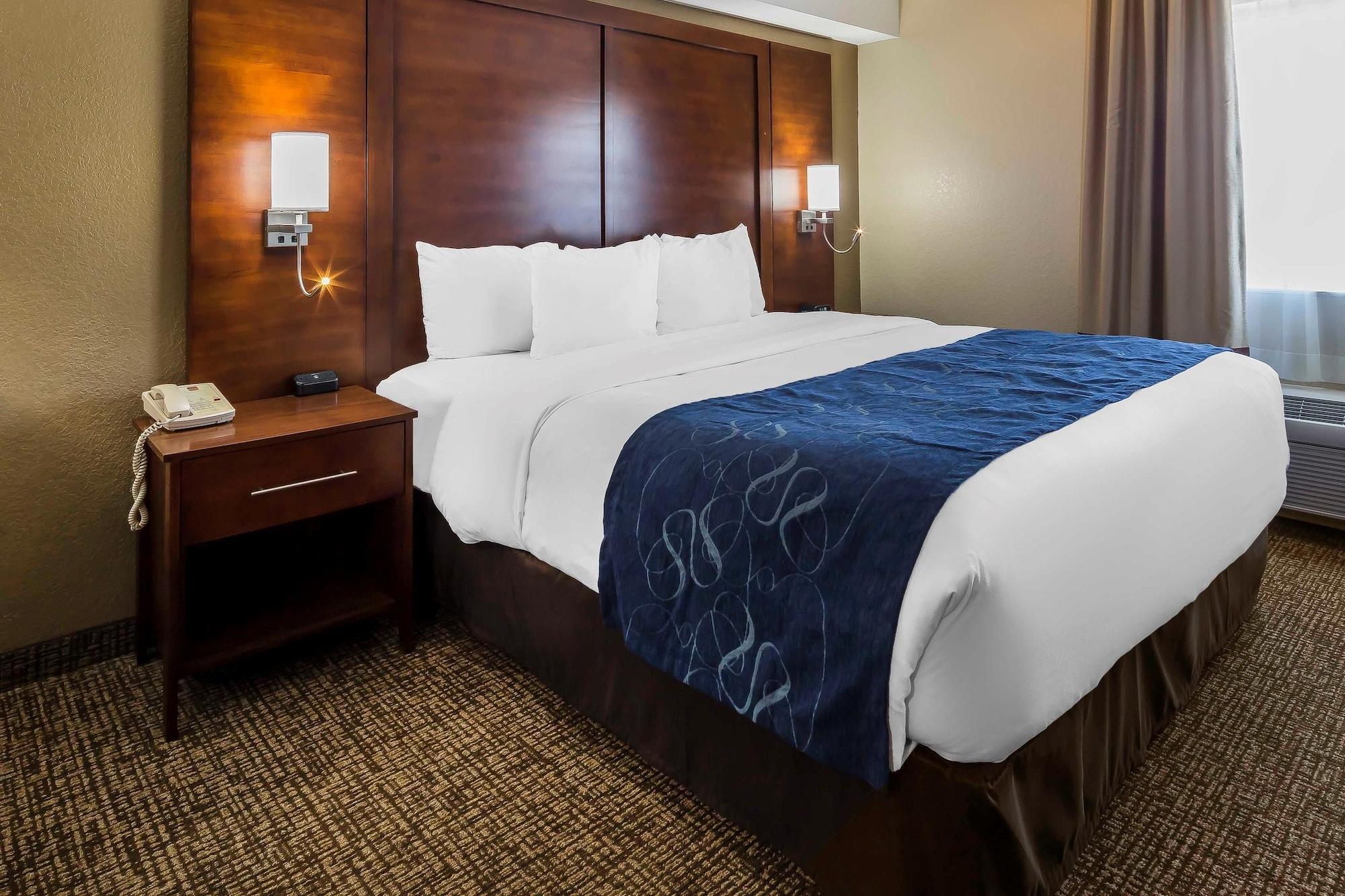 Comfort Suites El Paso Airport Buitenkant foto