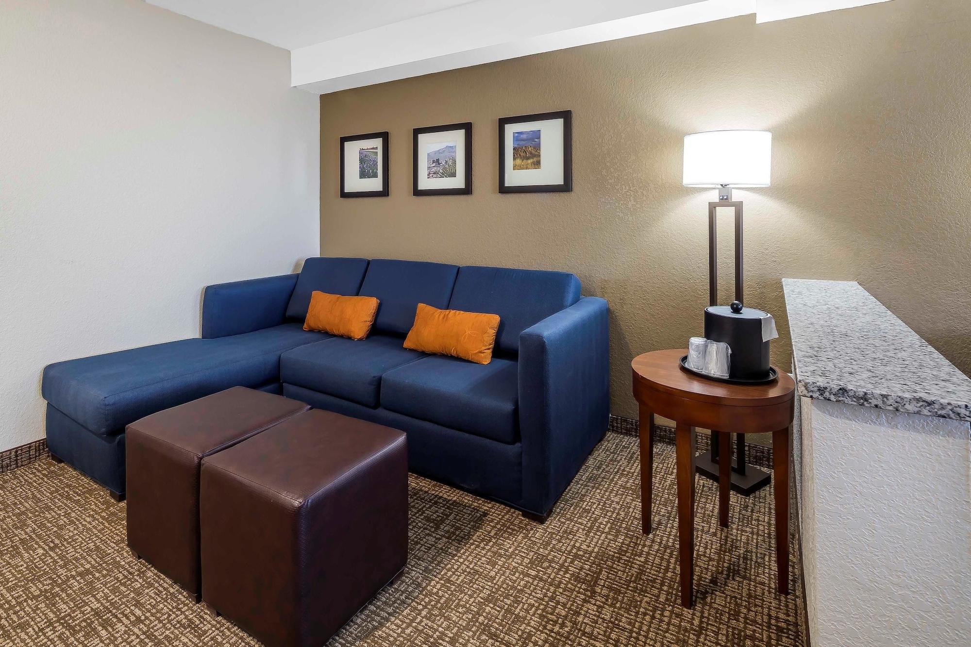 Comfort Suites El Paso Airport Buitenkant foto