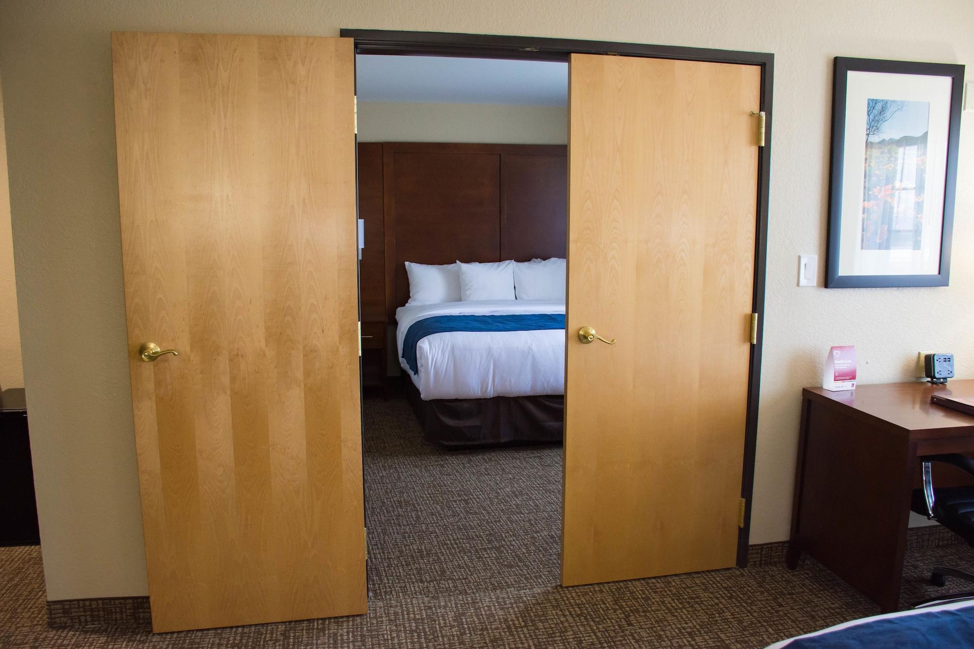Comfort Suites El Paso Airport Buitenkant foto
