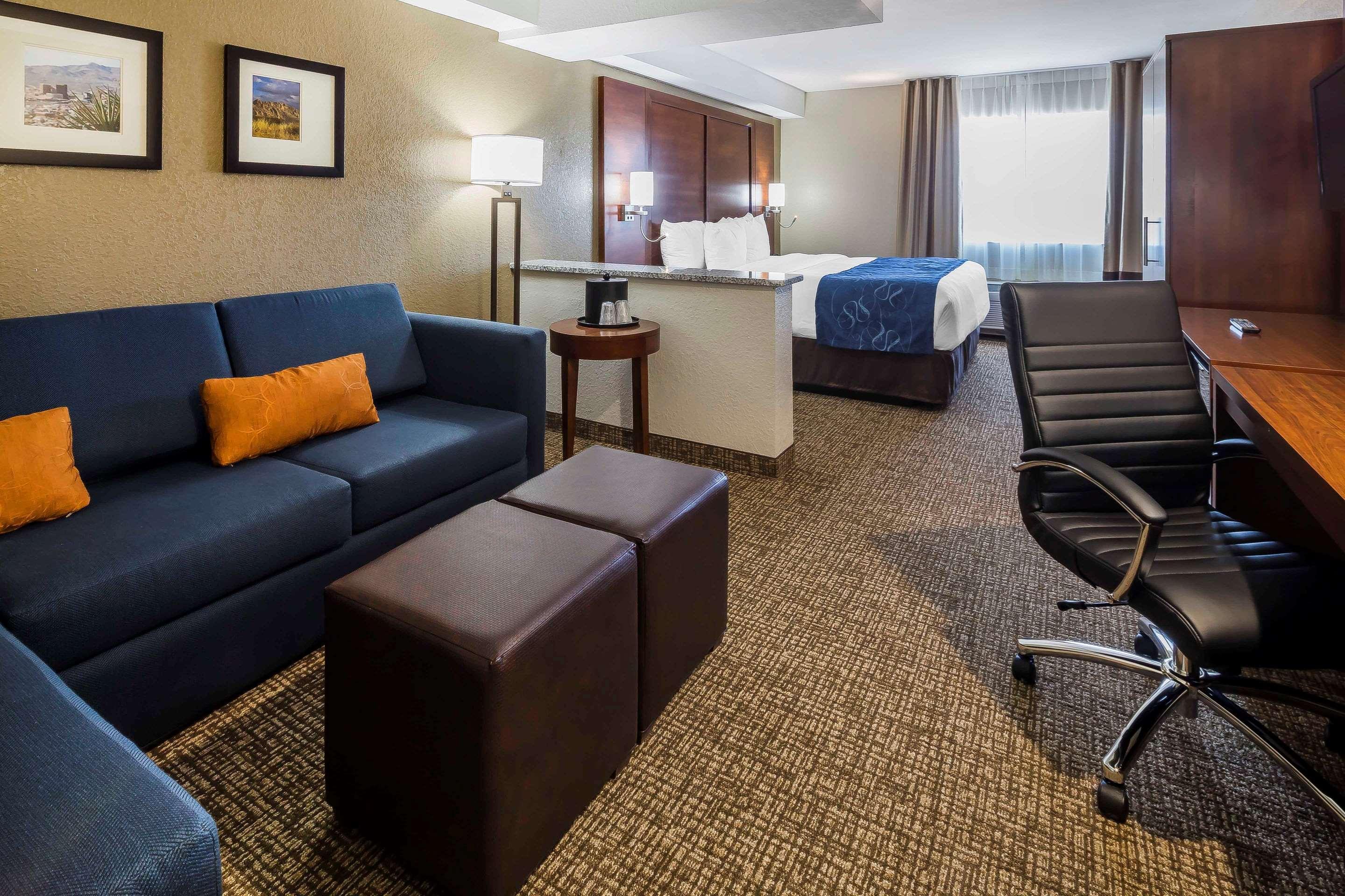 Comfort Suites El Paso Airport Buitenkant foto