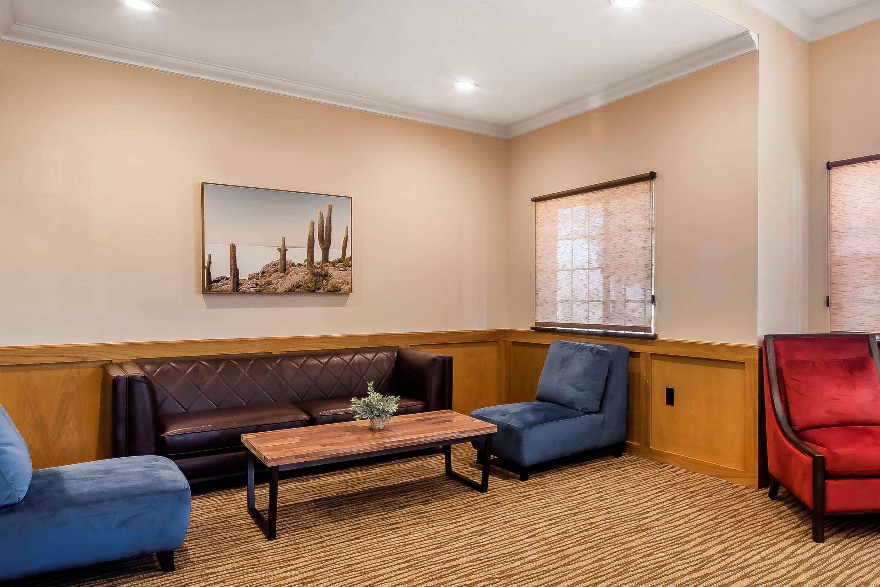 Comfort Suites El Paso Airport Buitenkant foto