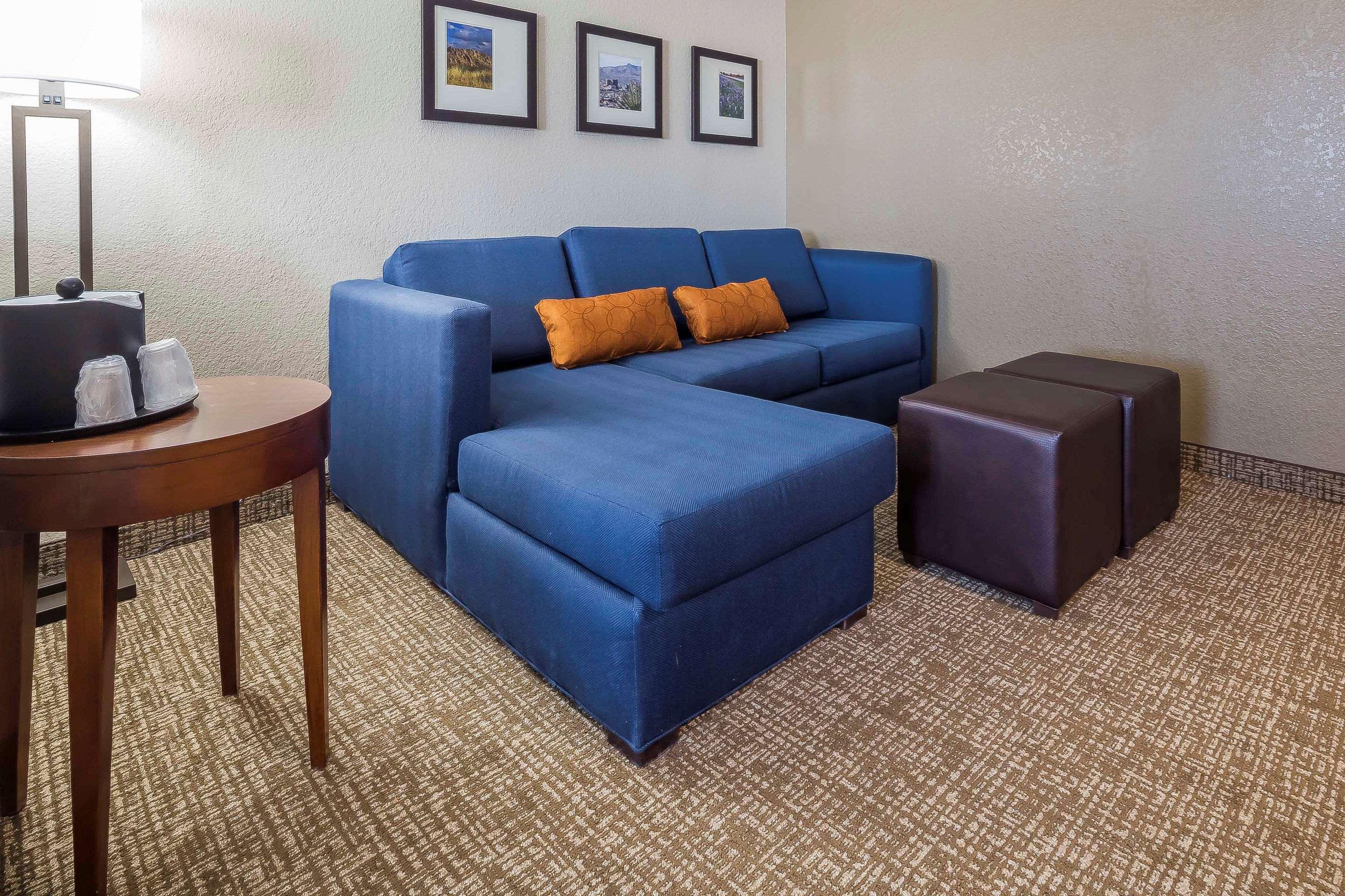 Comfort Suites El Paso Airport Buitenkant foto